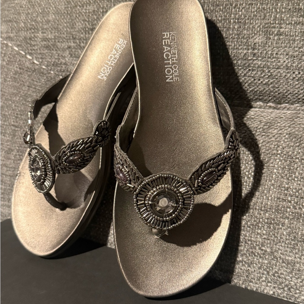 Kenneth Cole Reaction Women's Charcoal Gray Sandals